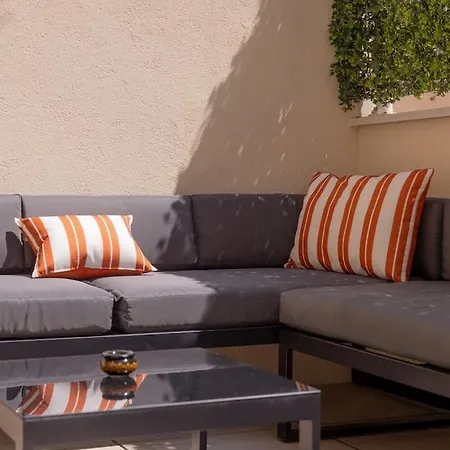 Extraordinaire Avec Terrasse * Канны